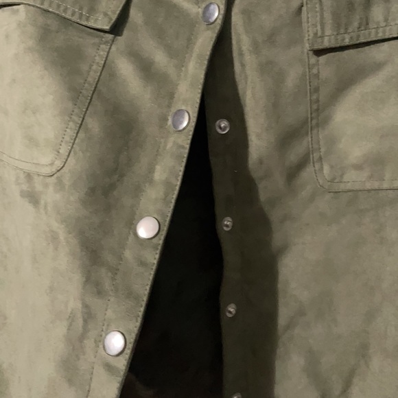 Olive green skirt - Picture 3 of 3